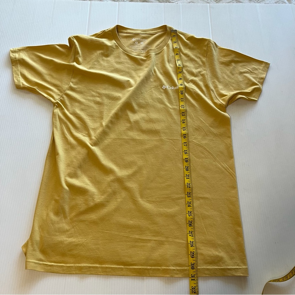 Columbia Graphics “Greater Outdoor Gear” NWTShort SleeveT-ShirtYellow Size Large - Picture 8 of 8